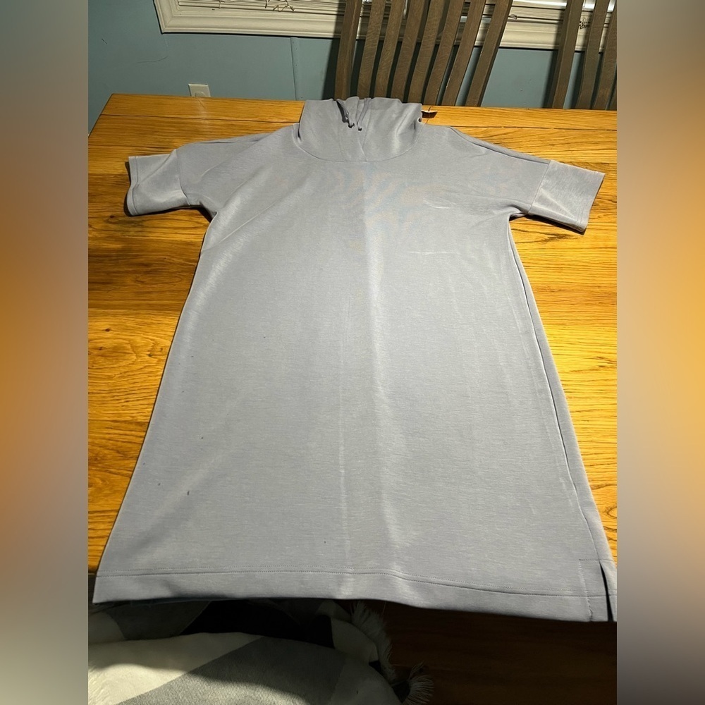 NWT Cable & Gauge Hoodie Tunic Dress Top Short Sleeve Size Medium